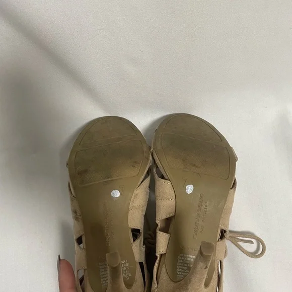 Tan Lace Up Heels - Picture 6 of 8